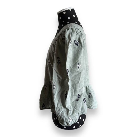 Universal Thread Womens Blouse Sz S Sage Green Blue White Embroidered Flowers - Picture 7 of 9